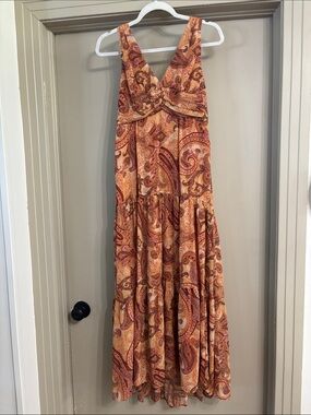 Taylor Sleeveless Paisley Maxi Dress in Rust and Cream
